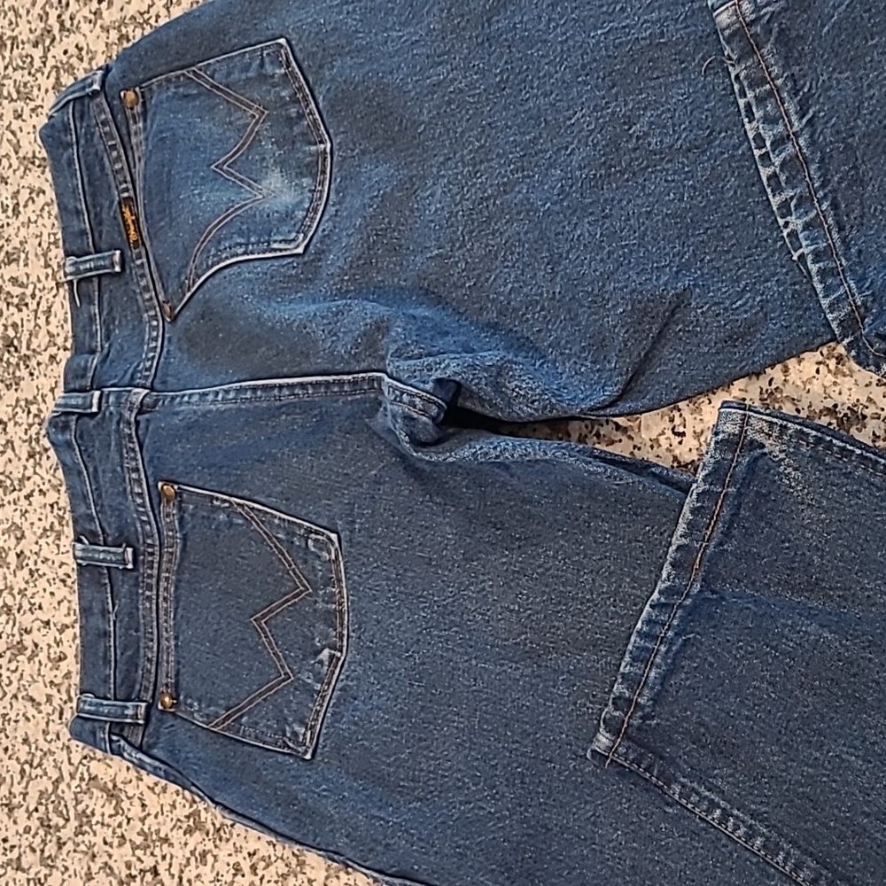 Wrangler 47 Regular Fit 34x32